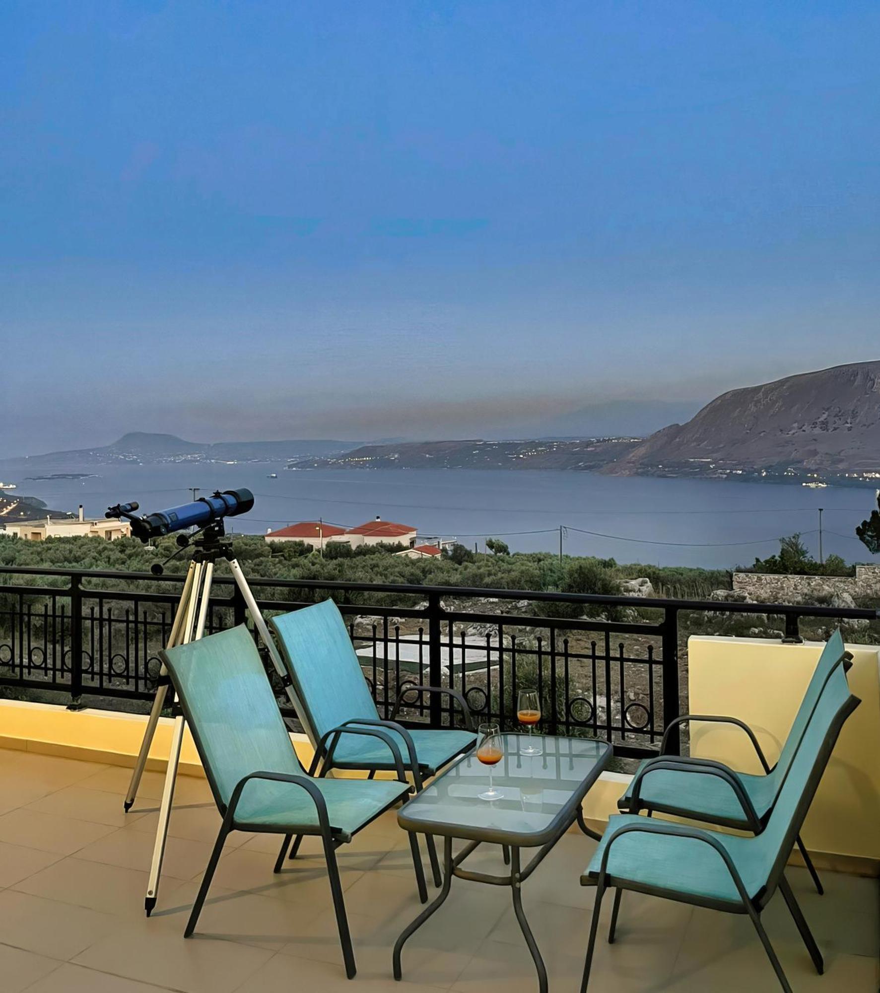Souda Bay View With Private Pool Near Chania City Bagian luar foto